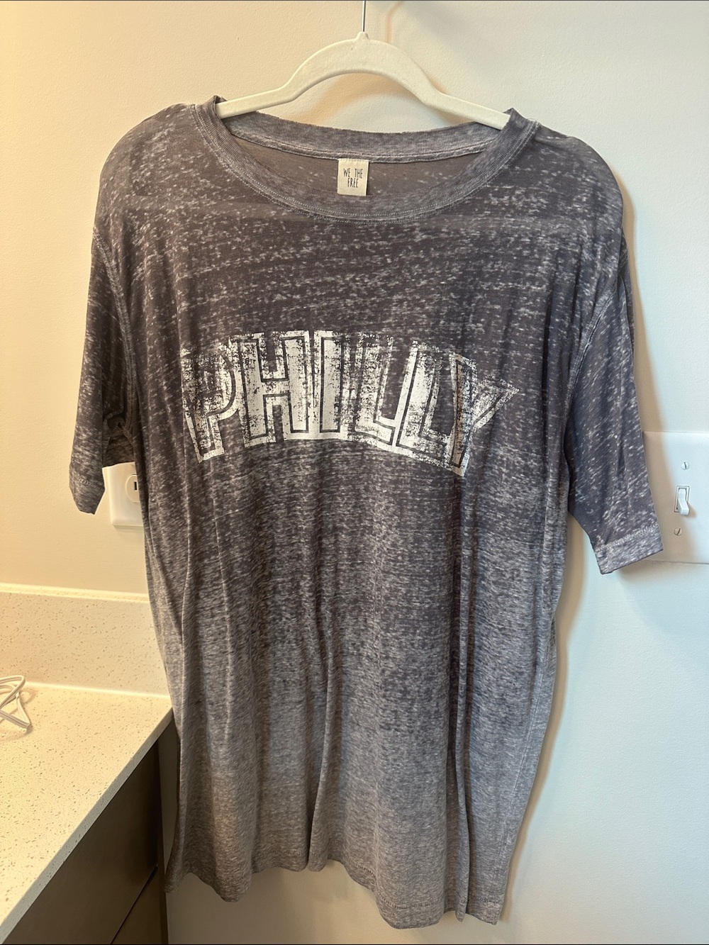 WE THE FREE - PHILLY Graphic Wash Tee - Gray